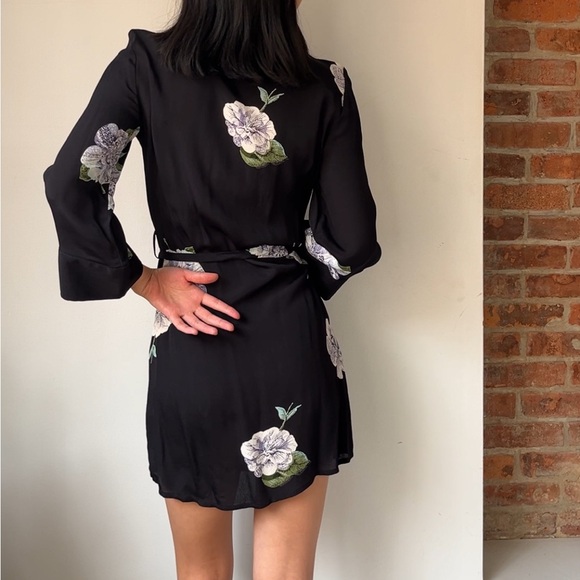 Reformation NWOT Robe Dress S - Picture 10 of 11